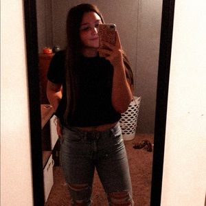 Meet your Posher, Kendra